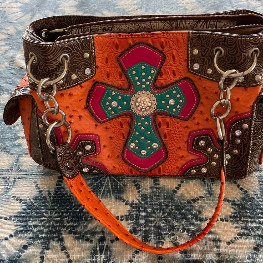 Blazon Roxy Silver-Tone Purse
